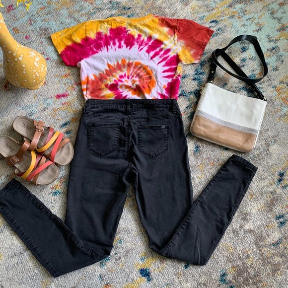 Donated Feb 16 ‘22 Offers Welcome!!!! Stretch, Long and Skinny Jeans from J Lo - Picture 3 of 4